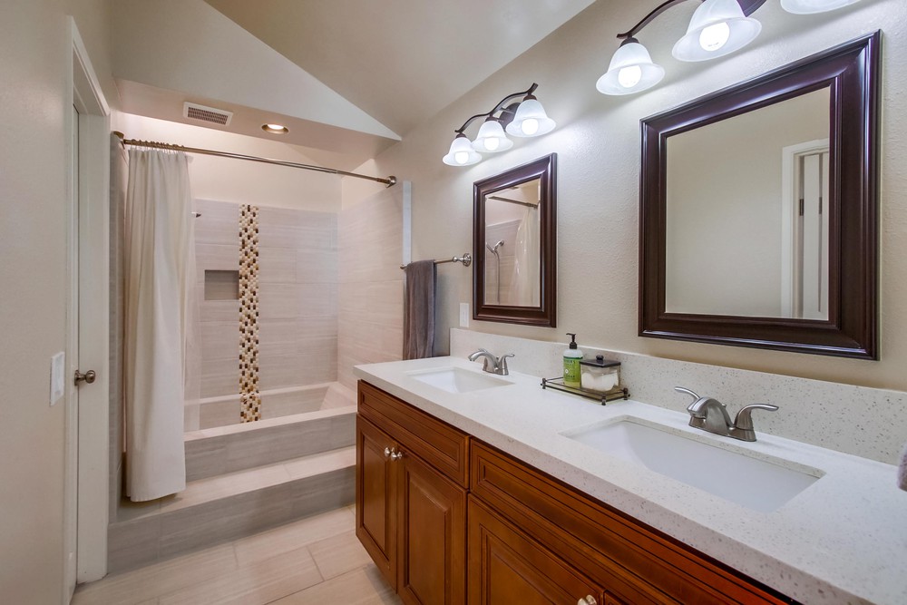 Virtual tour photo 21 of 33 for 16316 Avenida Nobleza