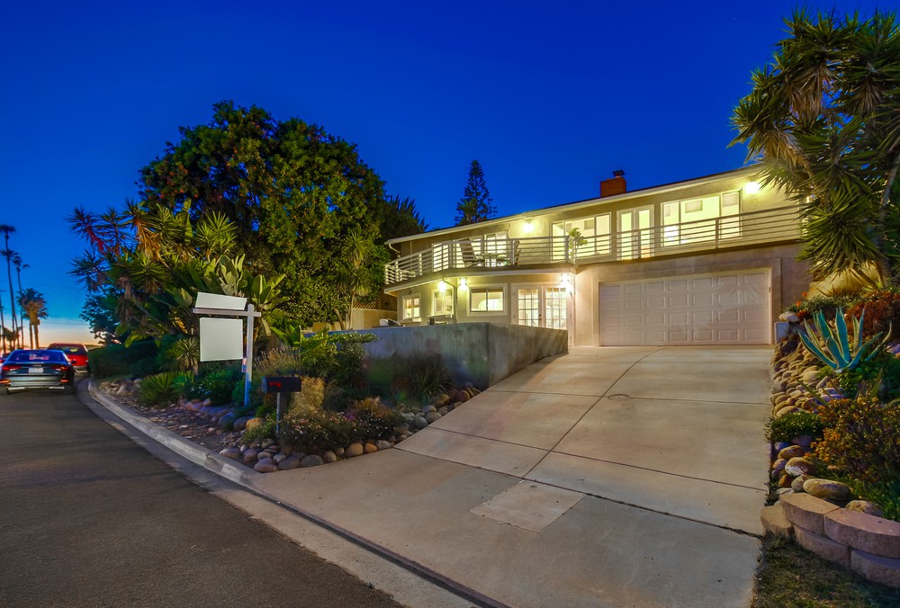 Virtual tour photo 1 of 108 for 1632 Monmouth Dr