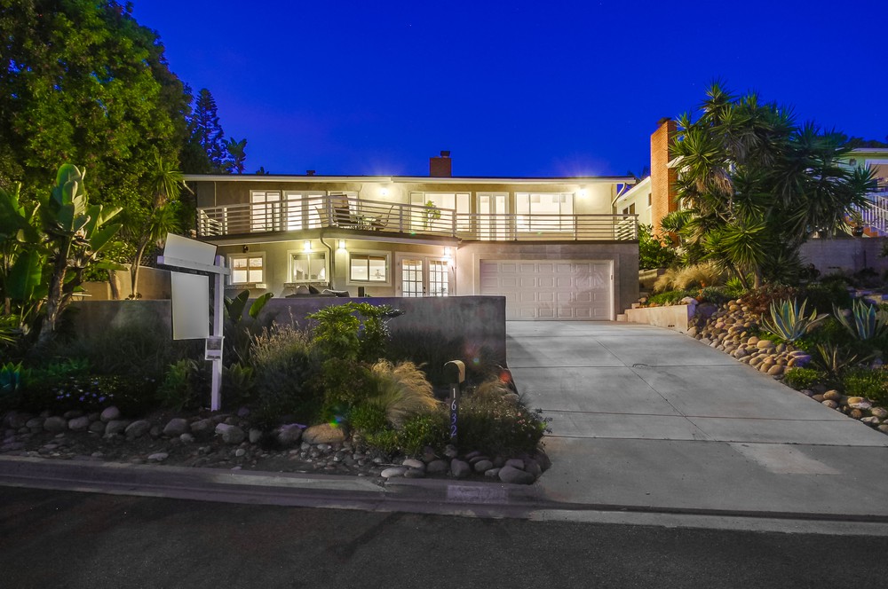 Virtual tour photo 4 of 108 for 1632 Monmouth Dr