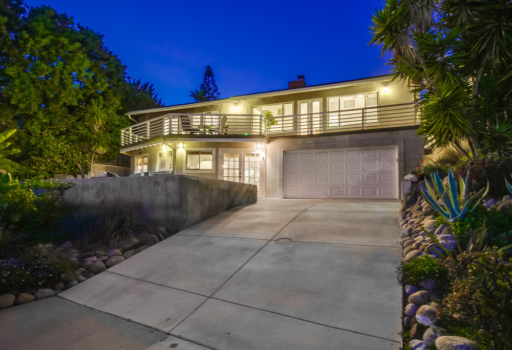 Virtual tour photo 6 of 108 for 1632 Monmouth Dr
