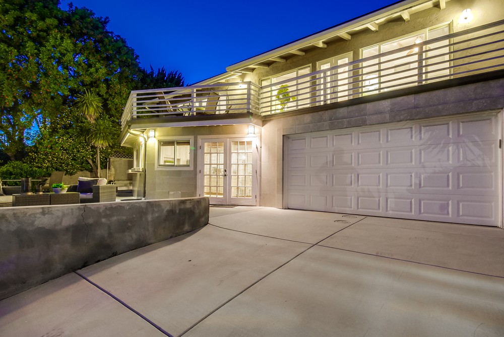 Virtual tour photo 8 of 108 for 1632 Monmouth Dr