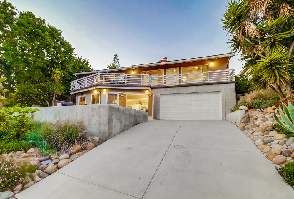 Virtual tour photo 81 of 108 for 1632 Monmouth Dr