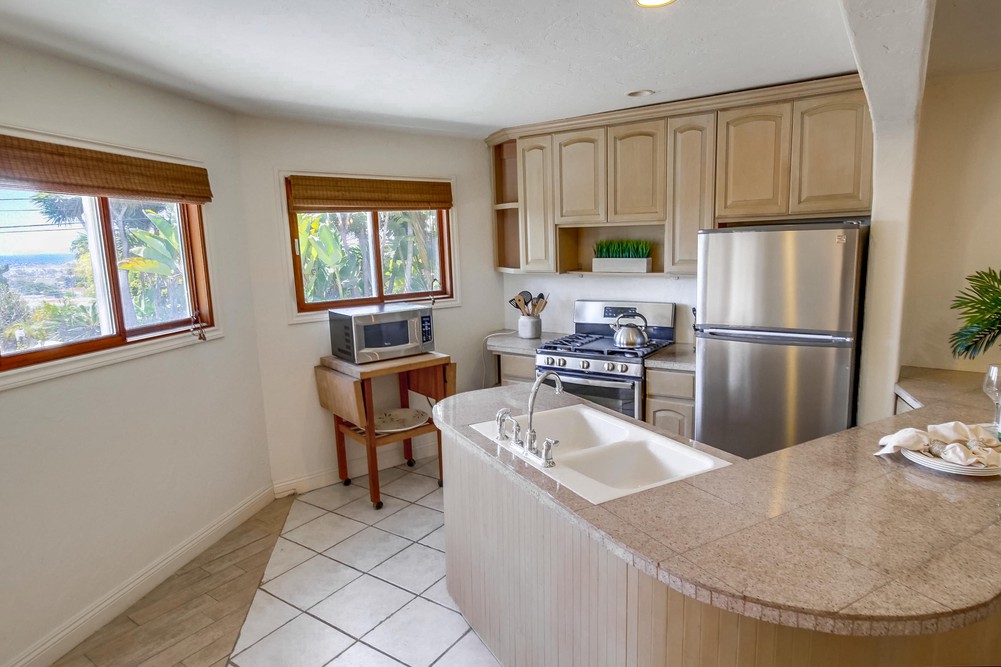 Virtual tour photo 23 of 130 for 1632 Monmouth Dr