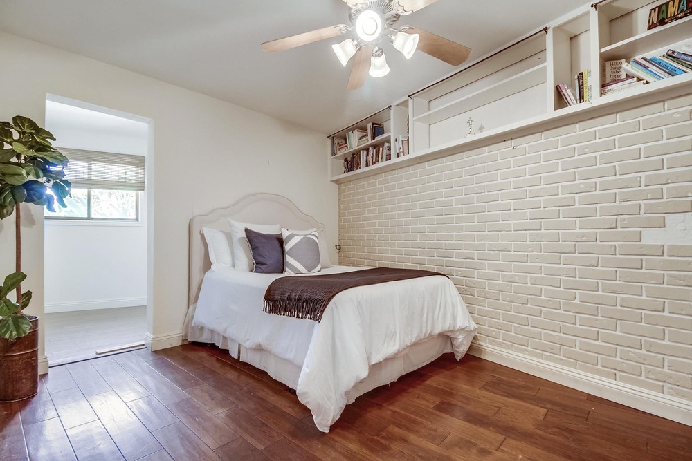 Virtual tour photo 33 of 130 for 1632 Monmouth Dr