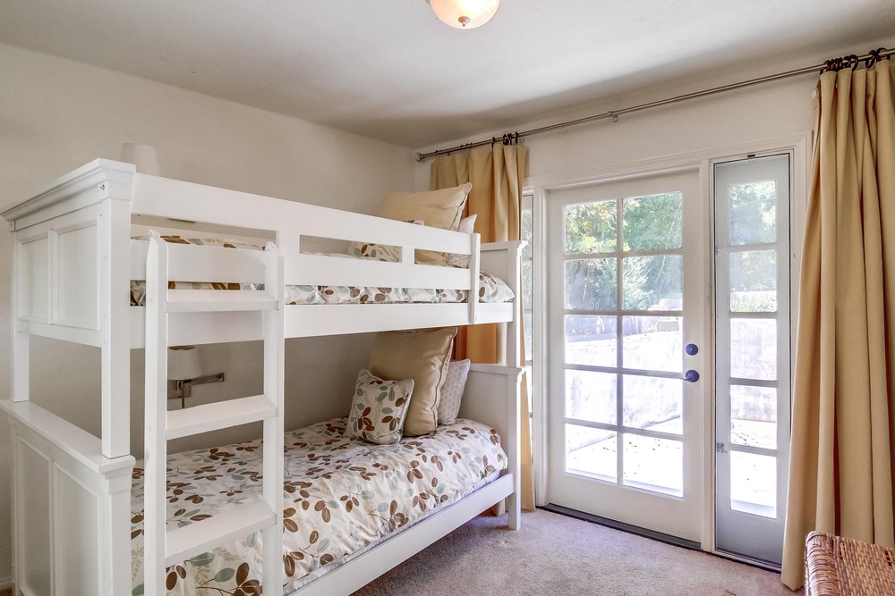 Virtual tour photo 82 of 130 for 1632 Monmouth Dr