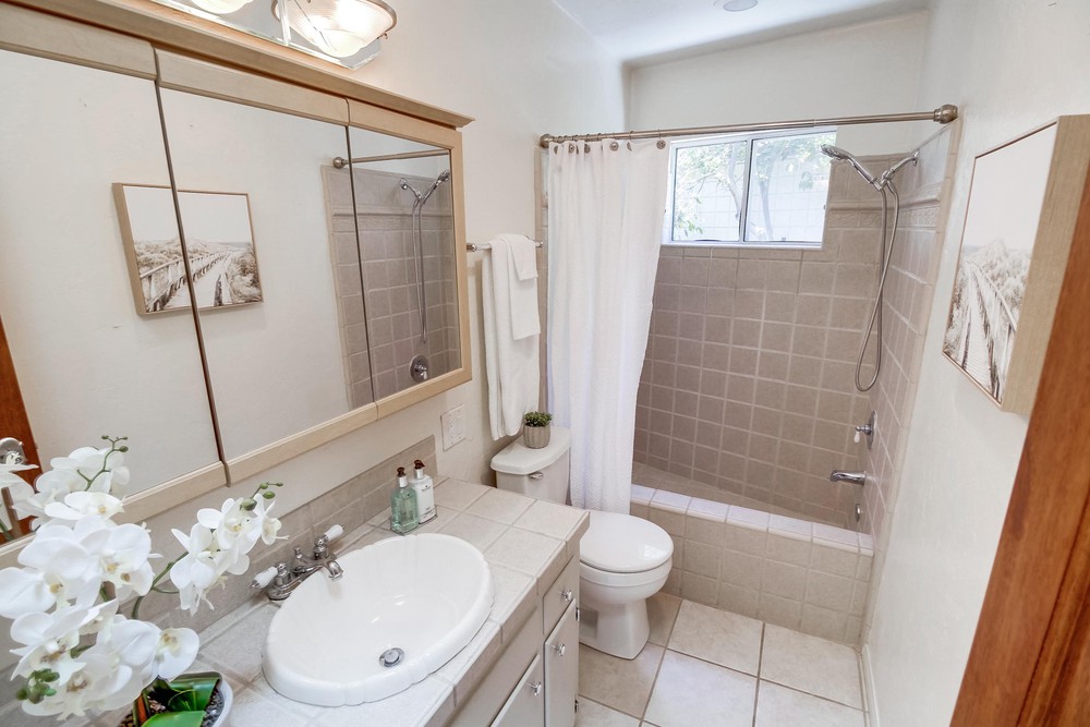 Virtual tour photo 84 of 130 for 1632 Monmouth Dr