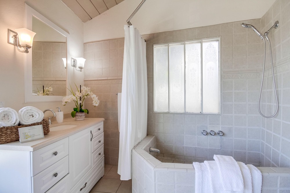 Virtual tour photo 95 of 130 for 1632 Monmouth Dr