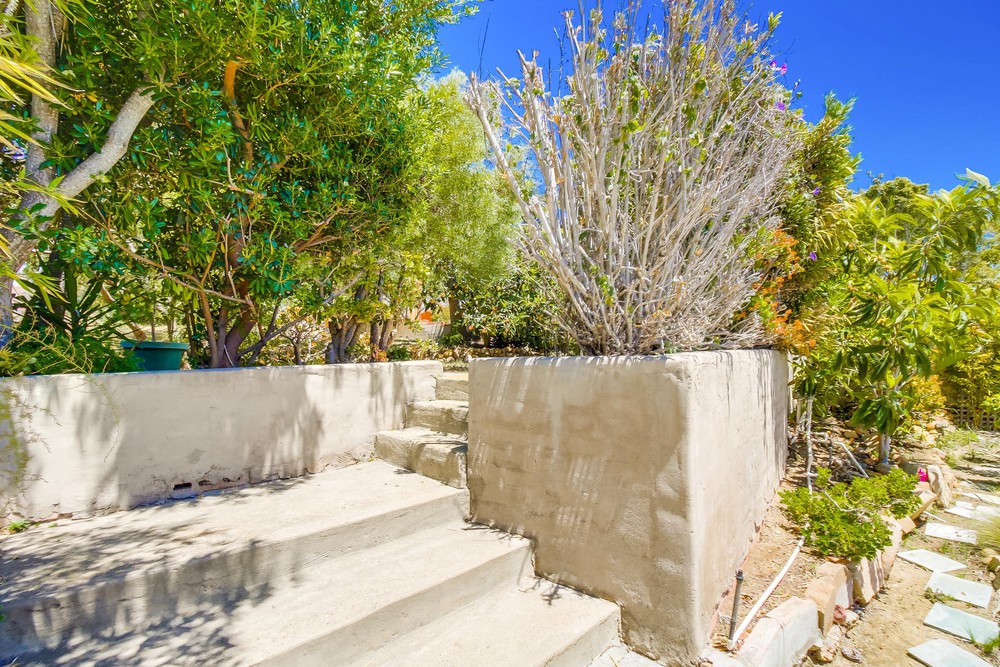 Virtual tour photo 114 of 130 for 1632 Monmouth Dr