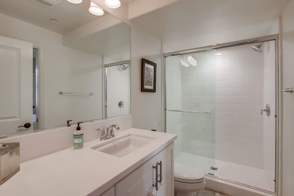 Virtual tour photo 34 of 49 for 16331 Veridian Cir