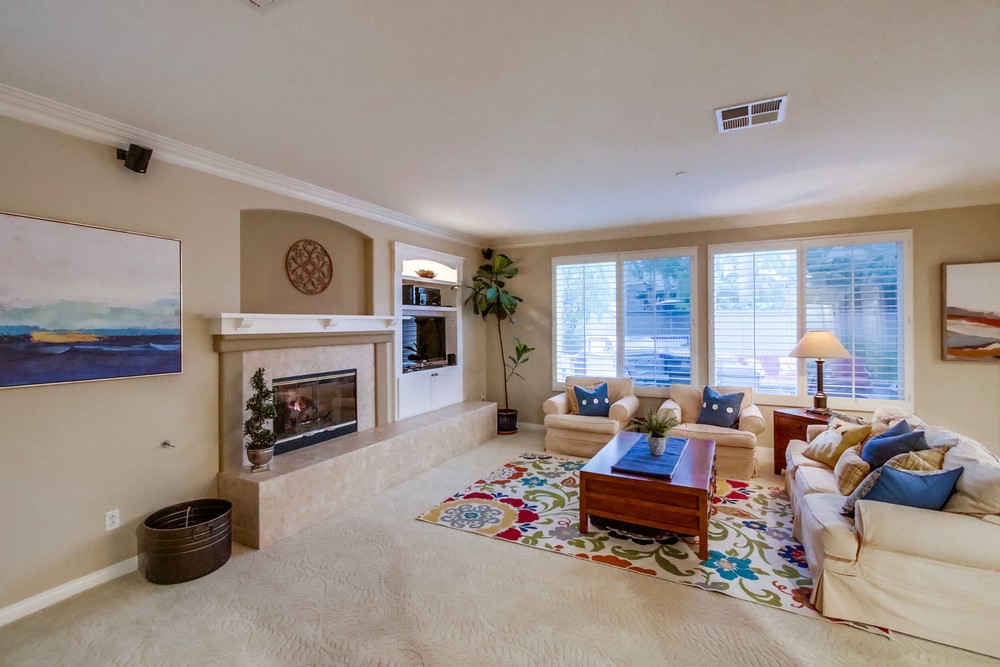 16345 Fox Valley Dr Rancho Photos