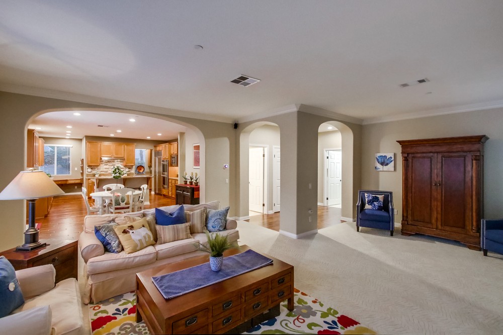 16345 Fox Valley Dr Rancho Photos