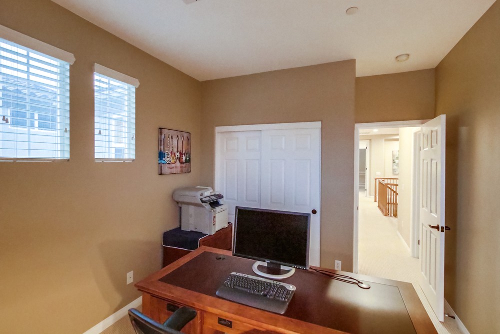 16345 Fox Valley Dr Rancho Photos