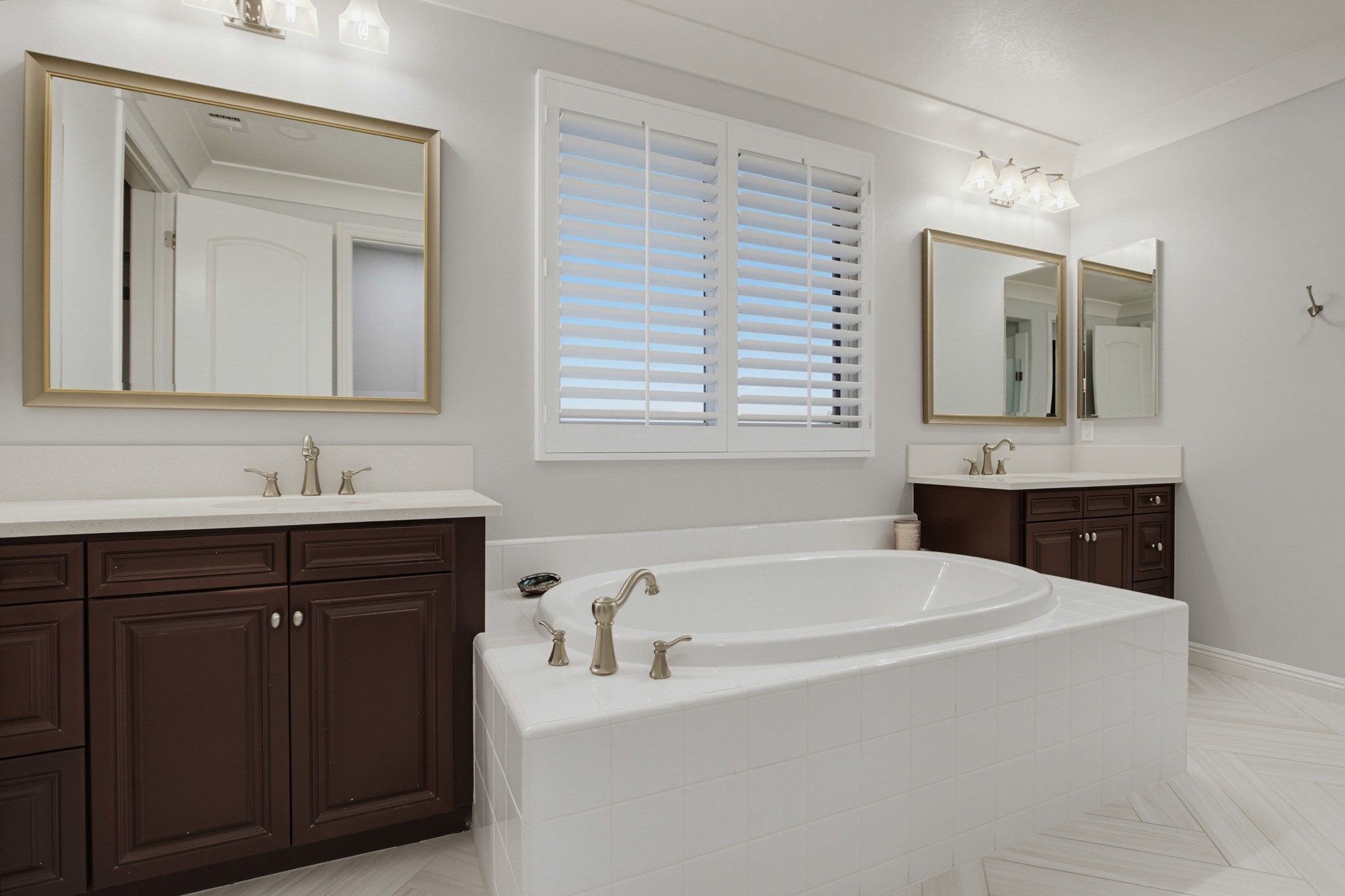 Virtual tour photo 65 of 103 for 16356 Streamwood Ct