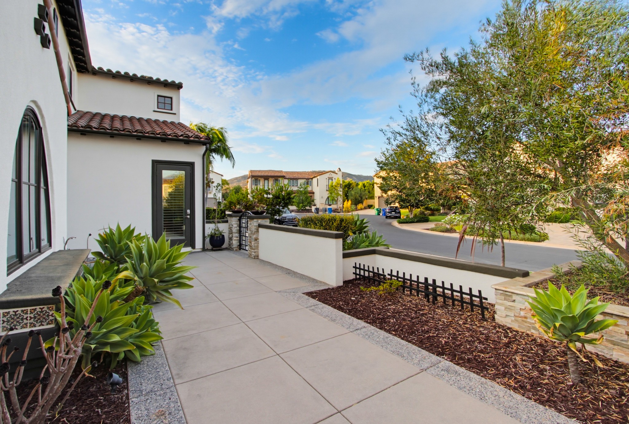 Virtual tour photo 86 of 103 for 16356 Streamwood Ct