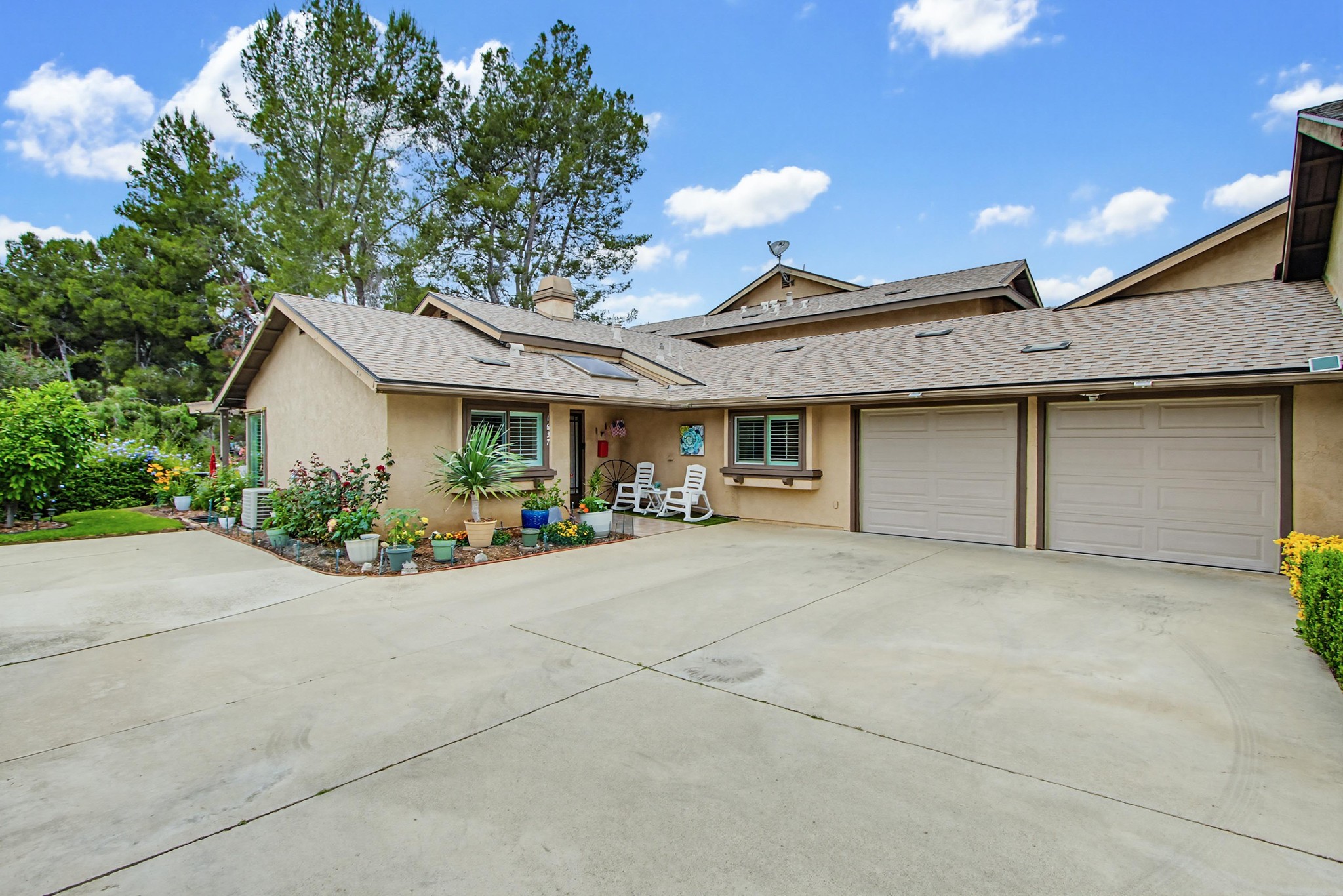 Virtual tour photo 5 of 66 for 1637 Pala Lake Dr
