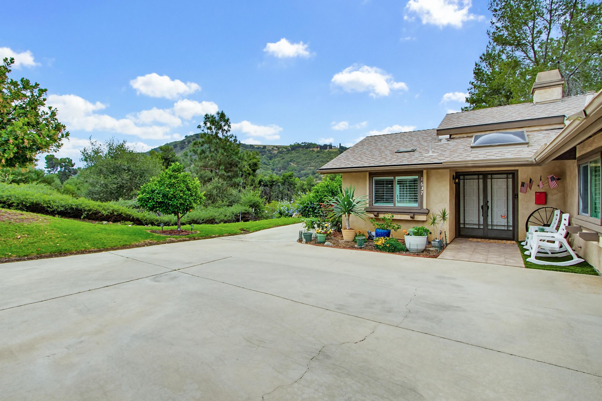 Virtual tour photo 7 of 66 for 1637 Pala Lake Dr