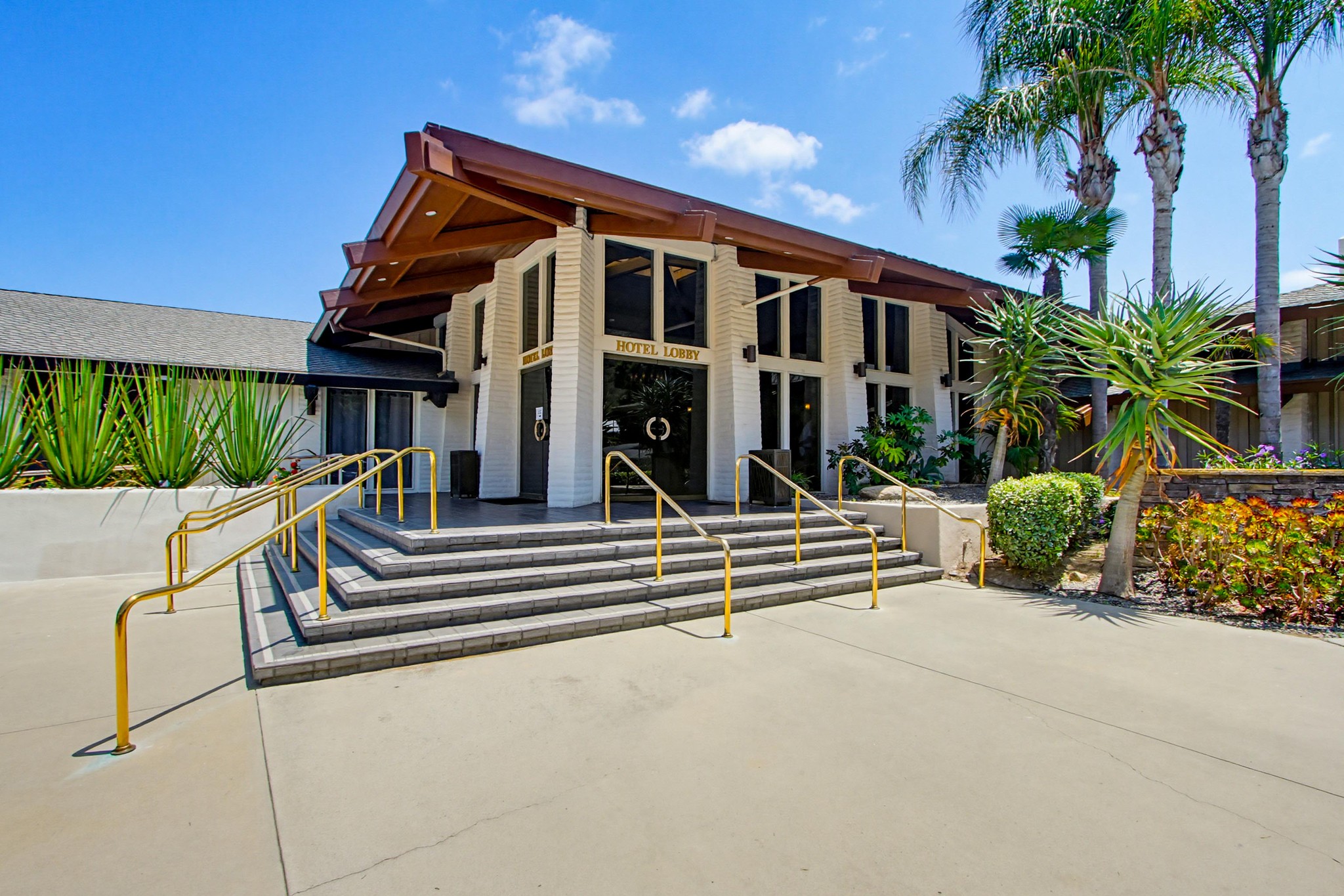 Virtual tour photo 64 of 66 for 1637 Pala Lake Dr