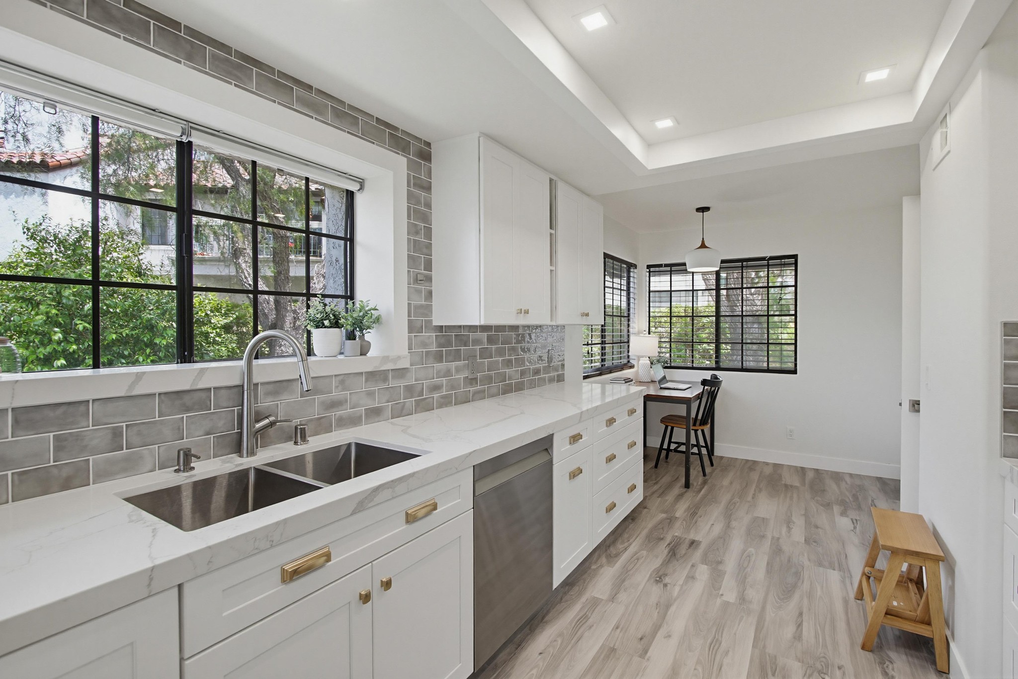 Virtual tour photo 19 of 56 for 16376 Av. Venusto UNIT D