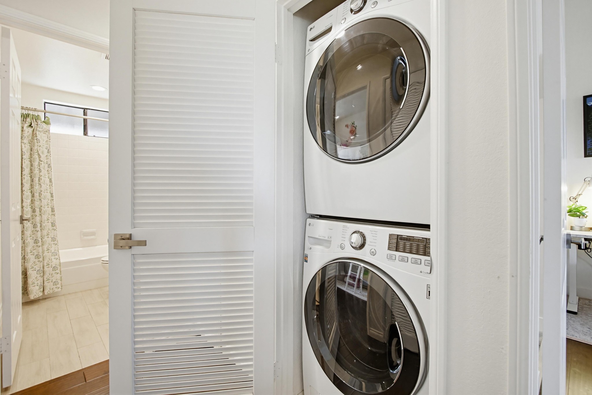 Virtual tour photo 34 of 56 for 16376 Av. Venusto UNIT D