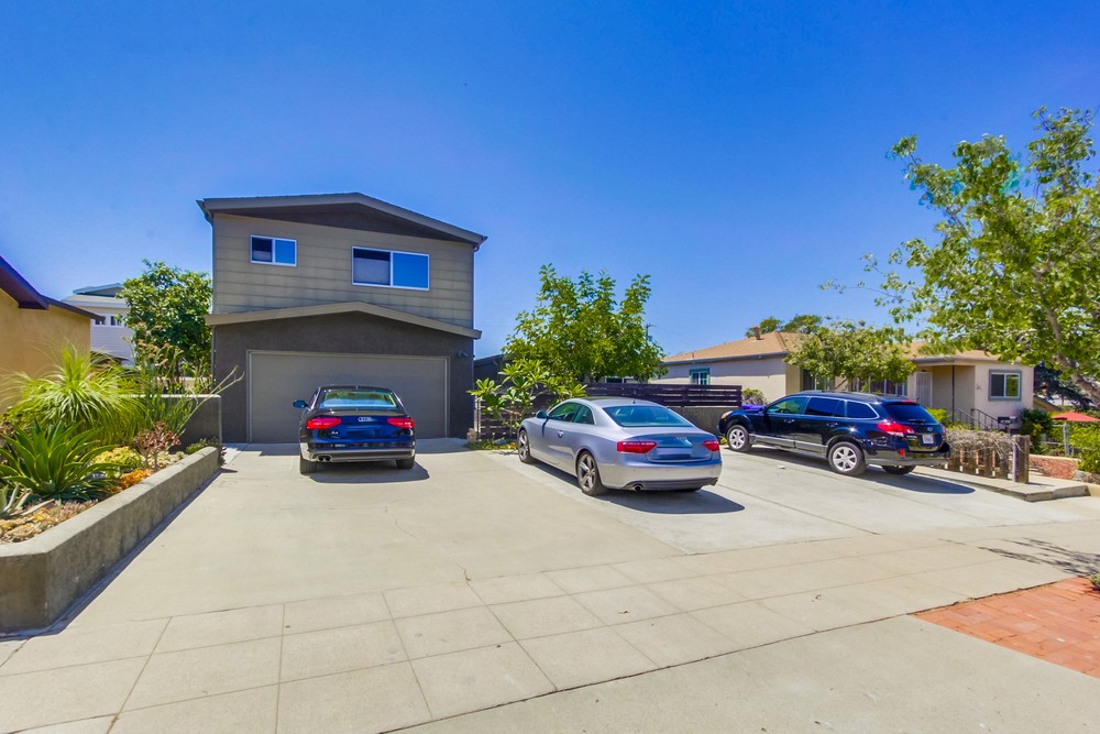 Virtual tour photo 1 of 31 for 1638 32nd St