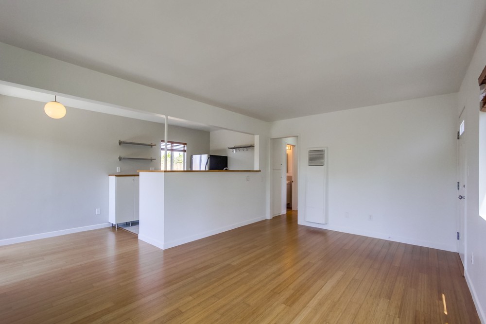 Virtual tour photo 14 of 31 for 1638 32nd St
