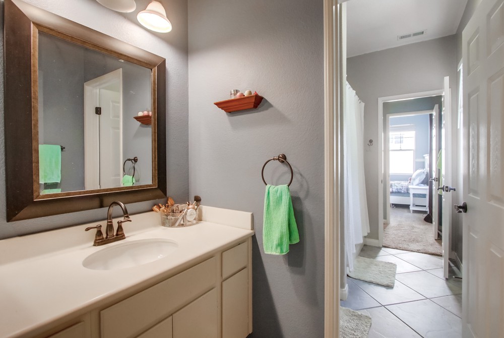 Virtual tour photo 37 of 45 for 16388 Calloway Dr