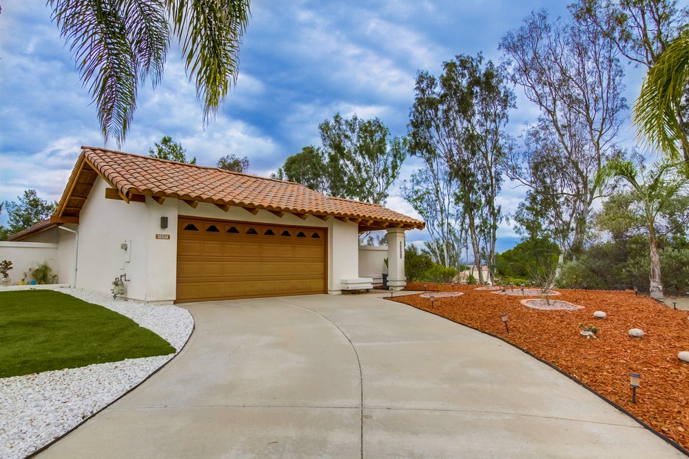 Virtual tour photo 3 of 38 for 16390 Avenida Nobleza