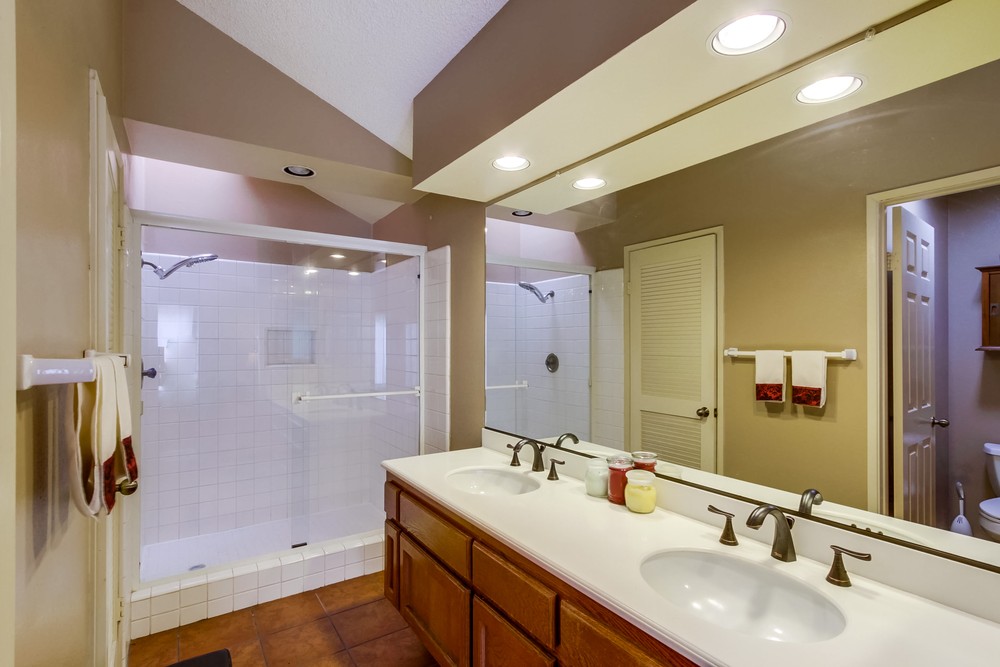Virtual tour photo 27 of 38 for 16390 Avenida Nobleza