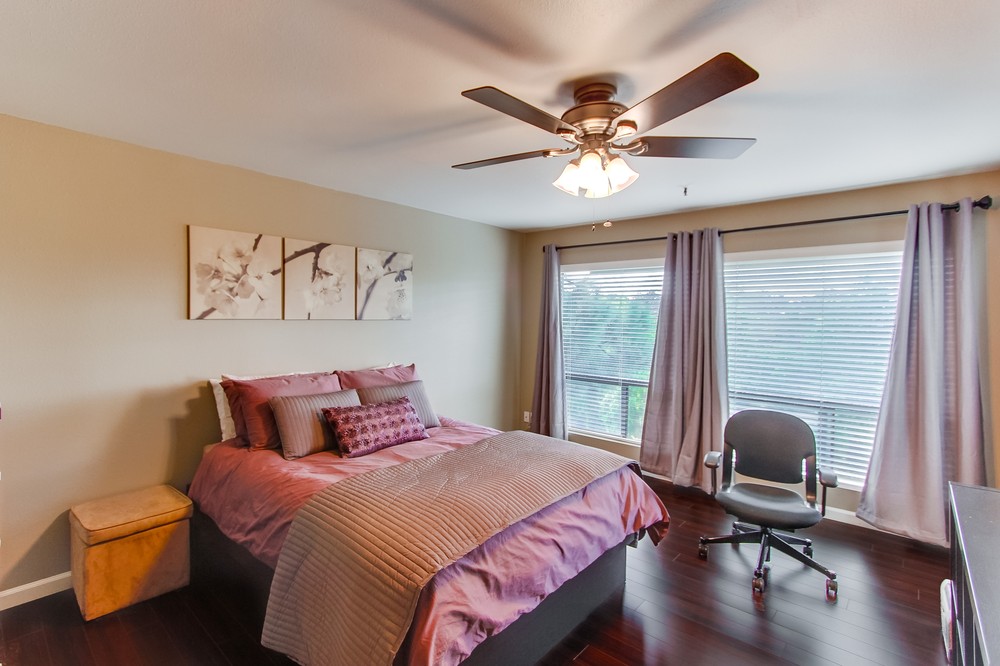 Virtual tour photo 35 of 66 for 1640 10th Avenue #301