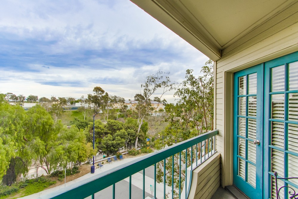 Virtual tour photo 45 of 66 for 1640 10th Avenue #301