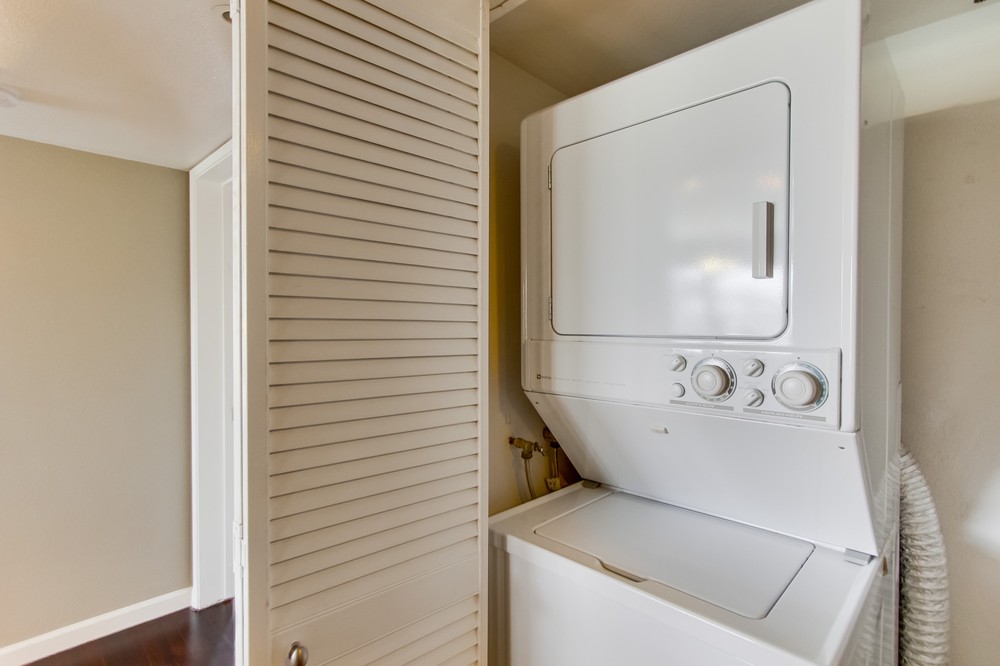 Virtual tour photo 57 of 66 for 1640 10th Avenue #301