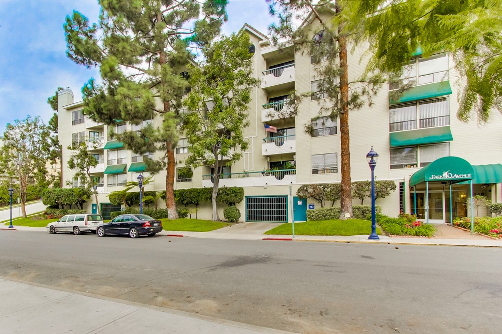 Virtual tour photo 64 of 66 for 1640 10th Avenue #301