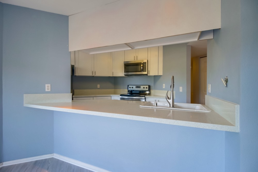 Virtual tour photo 10 of 30 for 1640 Tenth Ave #104