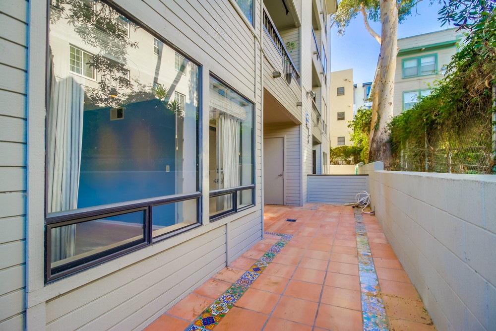 Virtual tour photo 25 of 30 for 1640 Tenth Ave #104