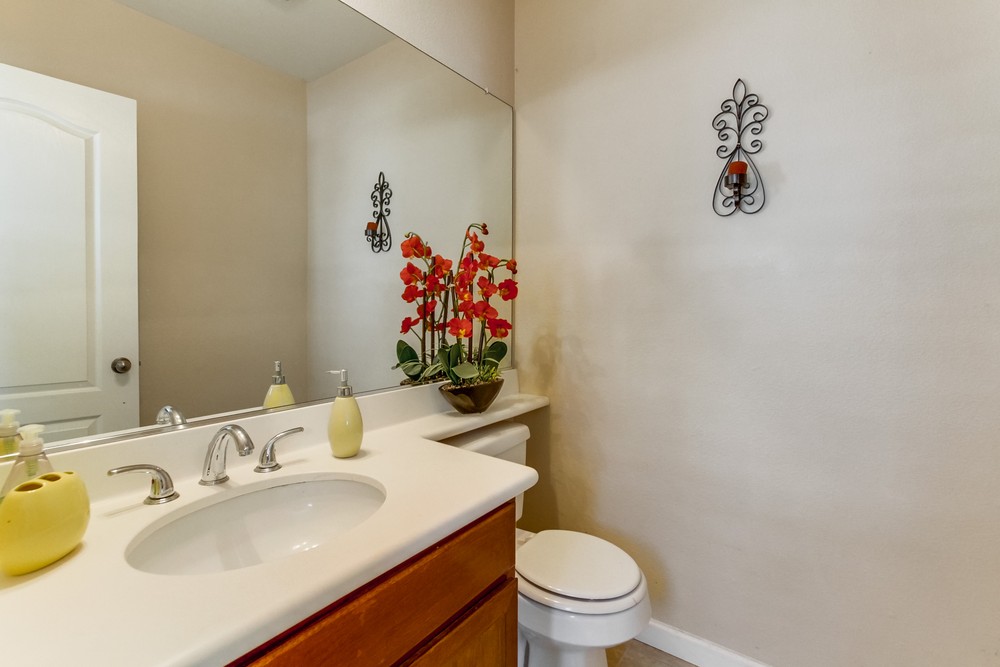 Virtual tour photo 17 of 46 for 16413 Camelas Walk