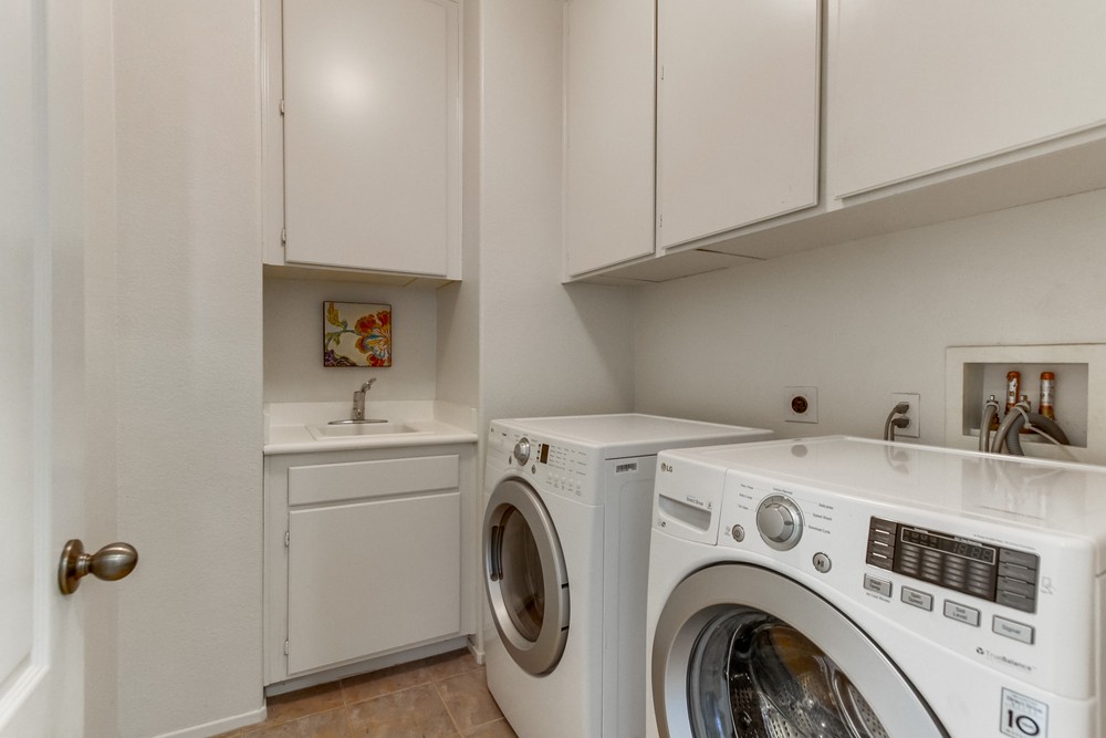 Virtual tour photo 41 of 46 for 16413 Camelas Walk