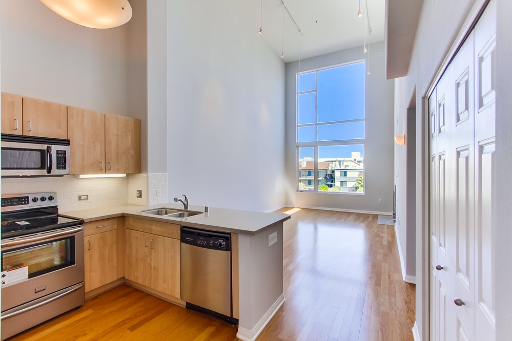 Virtual tour photo 1 of 26 for 1642 7th Ave #530