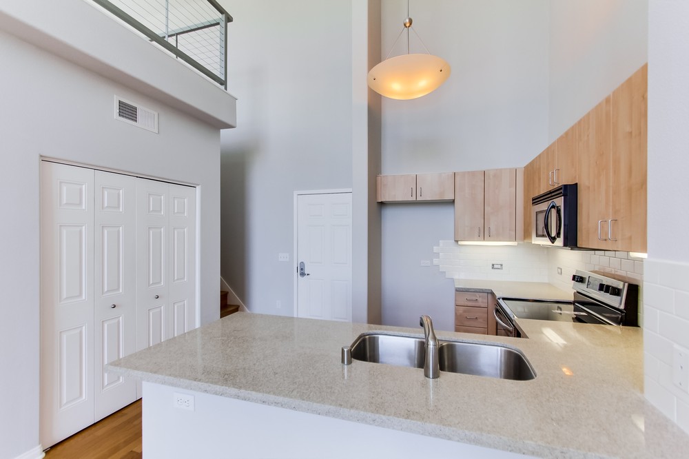Virtual tour photo 5 of 26 for 1642 7th Ave #530