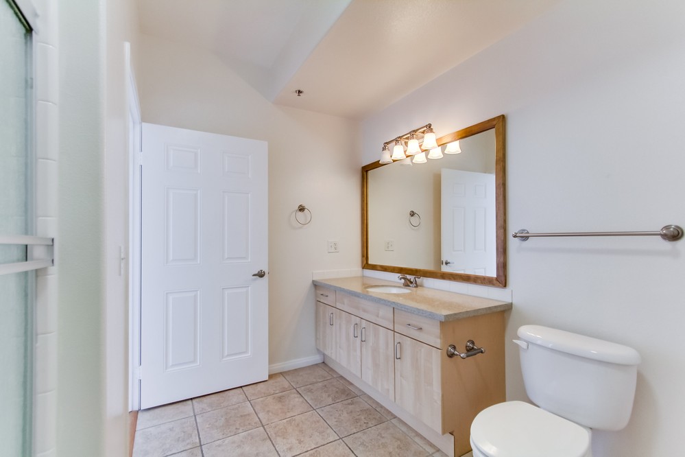 Virtual tour photo 12 of 26 for 1642 7th Ave #530