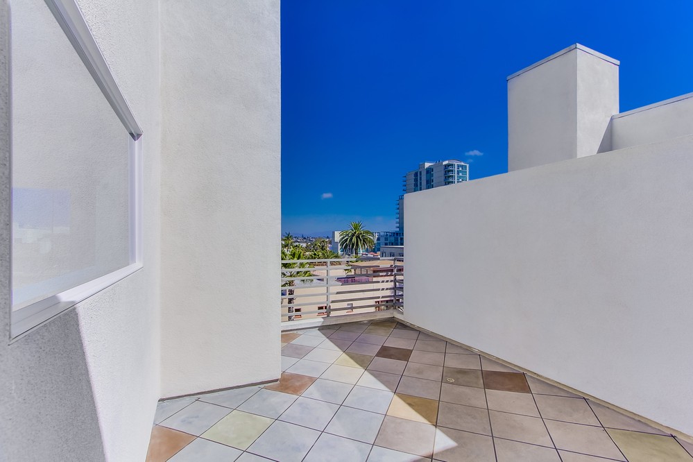 Virtual tour photo 16 of 26 for 1642 7th Ave #530