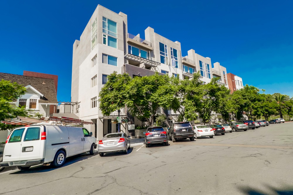 Virtual tour photo 4 of 51 for 1642 Seventh Ave