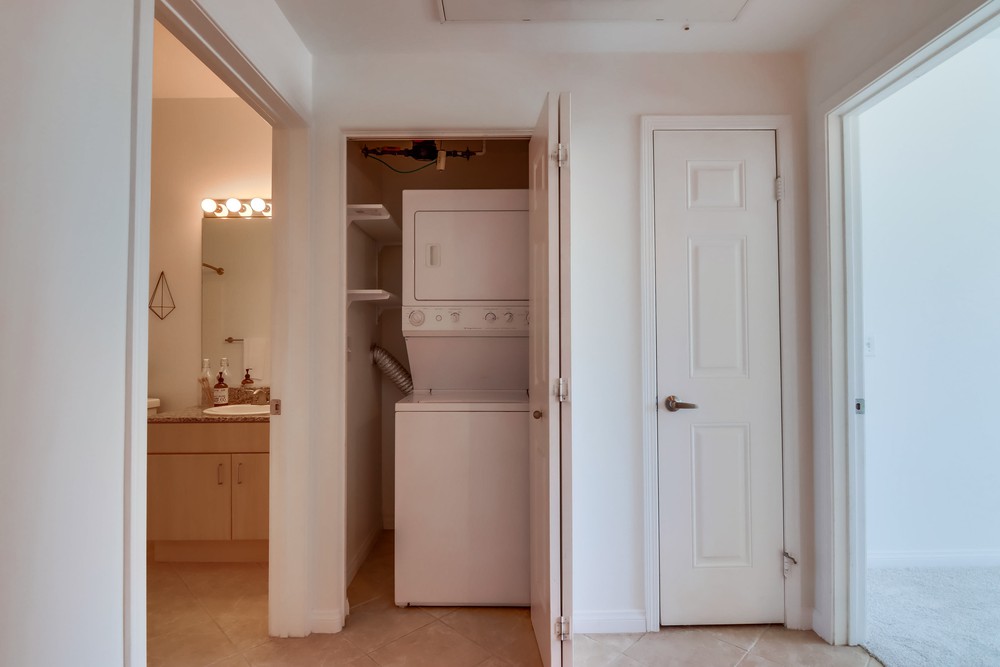 Virtual tour photo 24 of 41 for 1642 Seventh Ave UNIT 520