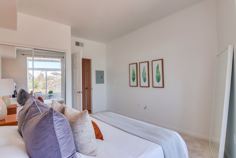 Virtual tour photo 31 of 41 for 1642 Seventh Ave UNIT 520