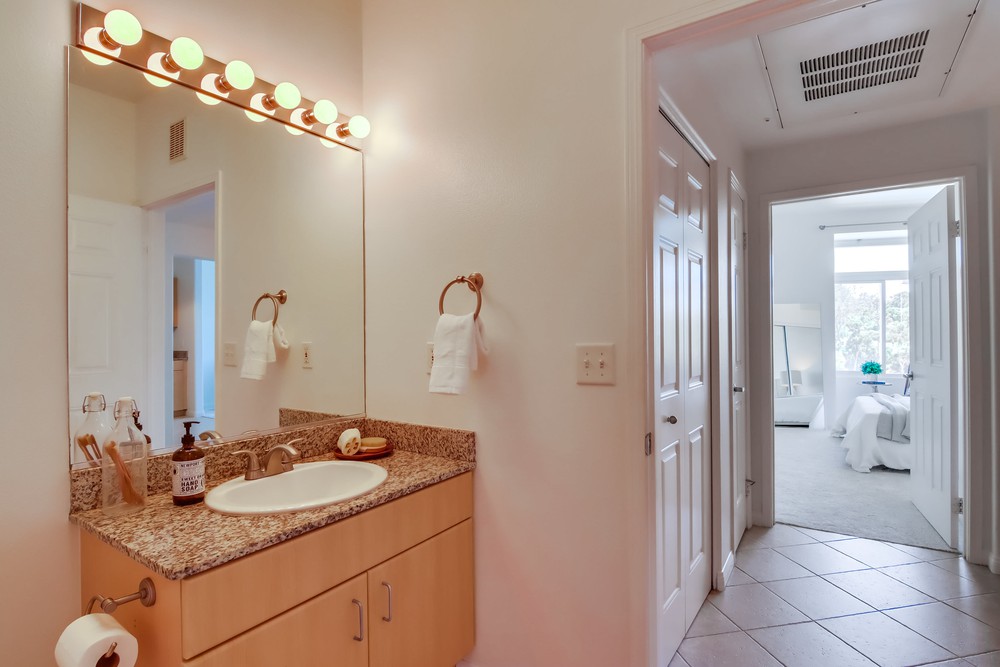 Virtual tour photo 34 of 41 for 1642 Seventh Ave UNIT 520