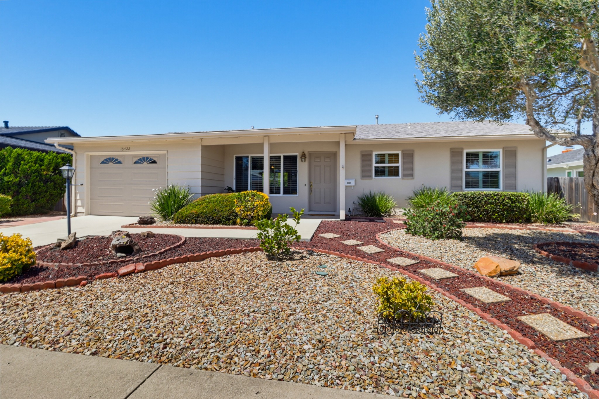 Virtual tour photo 5 of 46 for 16422 Sarape Dr