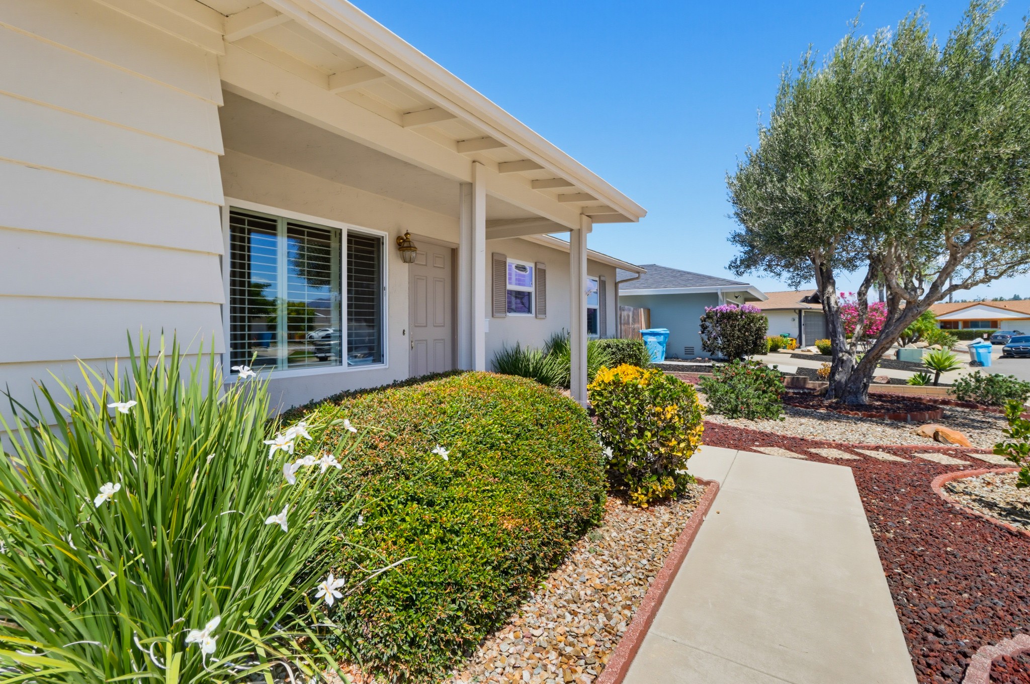 Virtual tour photo 7 of 46 for 16422 Sarape Dr