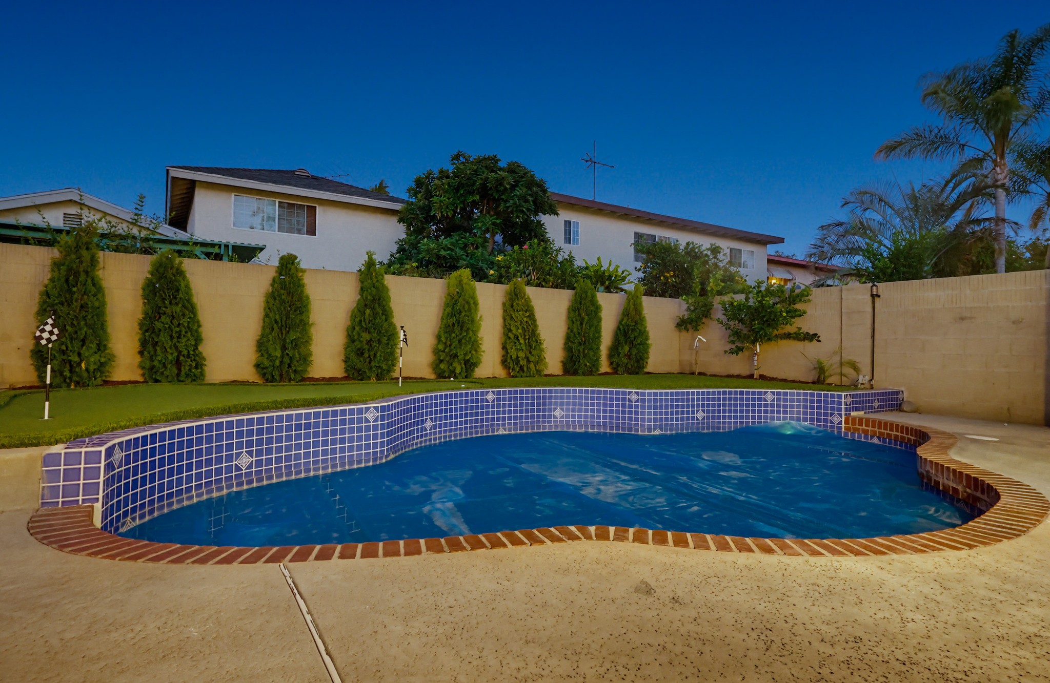 Virtual tour photo 11 of 97 for 16424 Holmes Pl