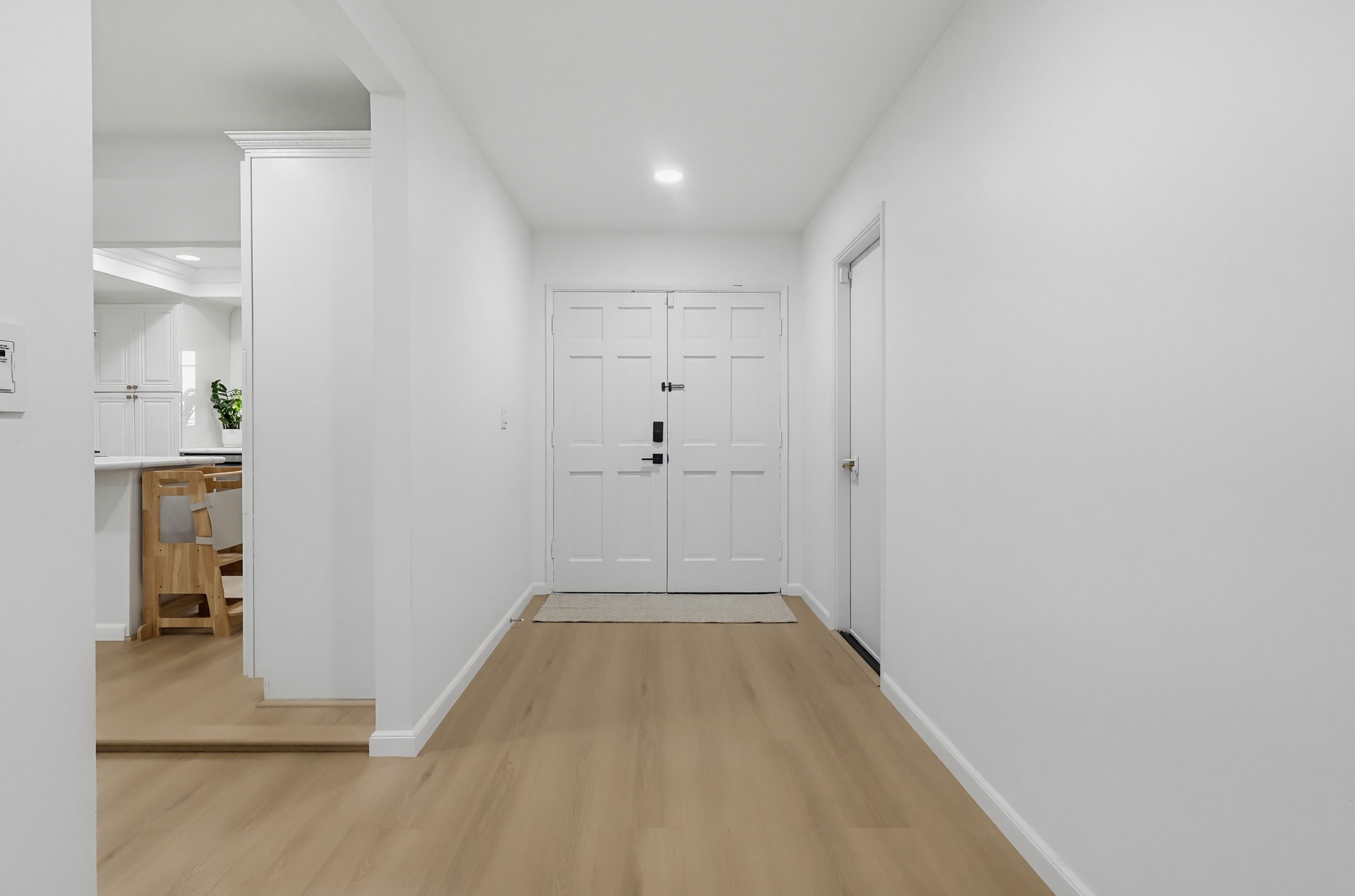 Virtual tour photo 22 of 97 for 16424 Holmes Pl