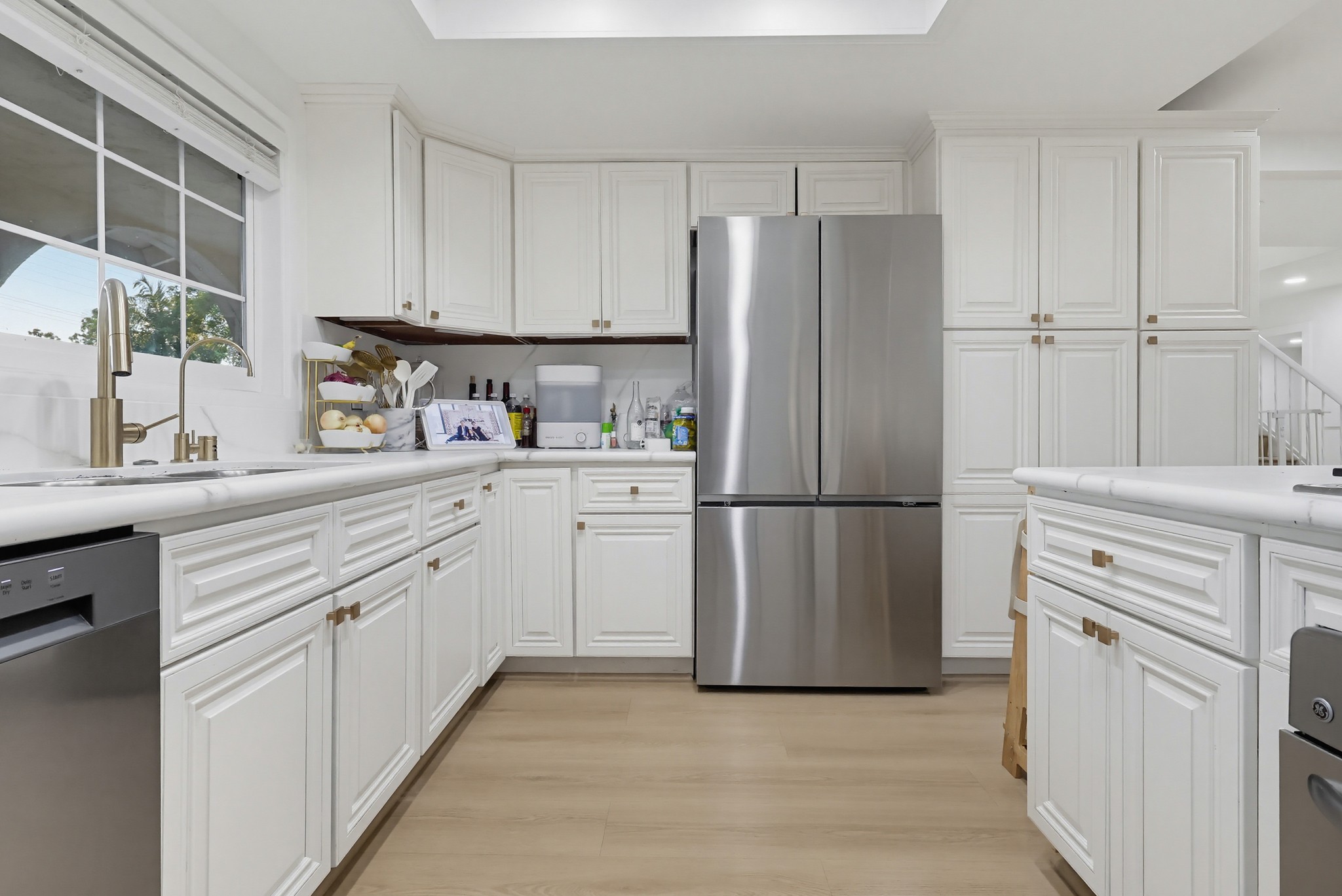 Virtual tour photo 44 of 97 for 16424 Holmes Pl