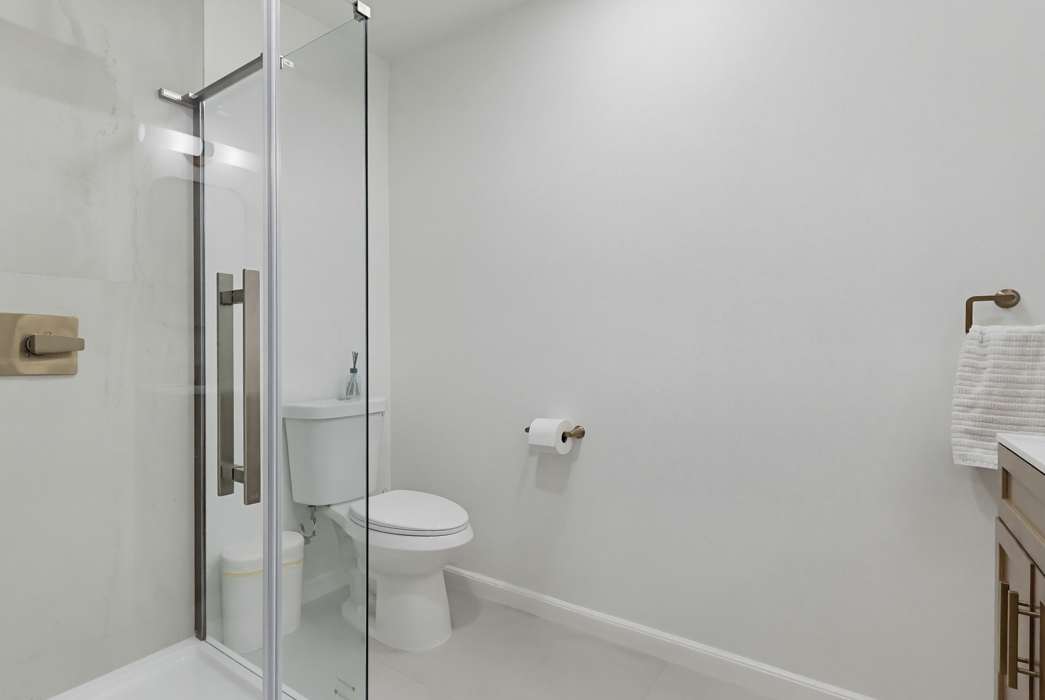 Virtual tour photo 50 of 97 for 16424 Holmes Pl